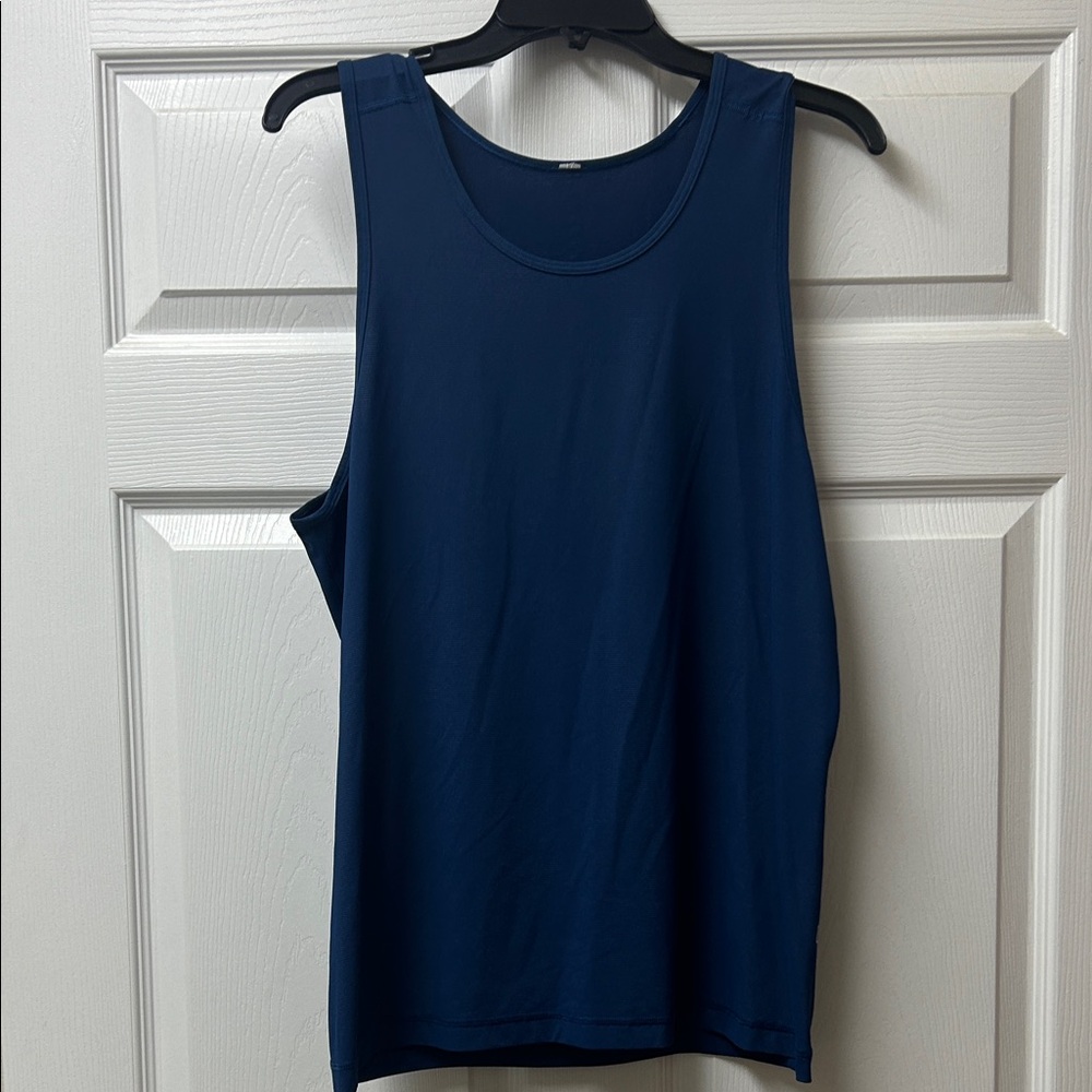 Men’s Lululemon tank top